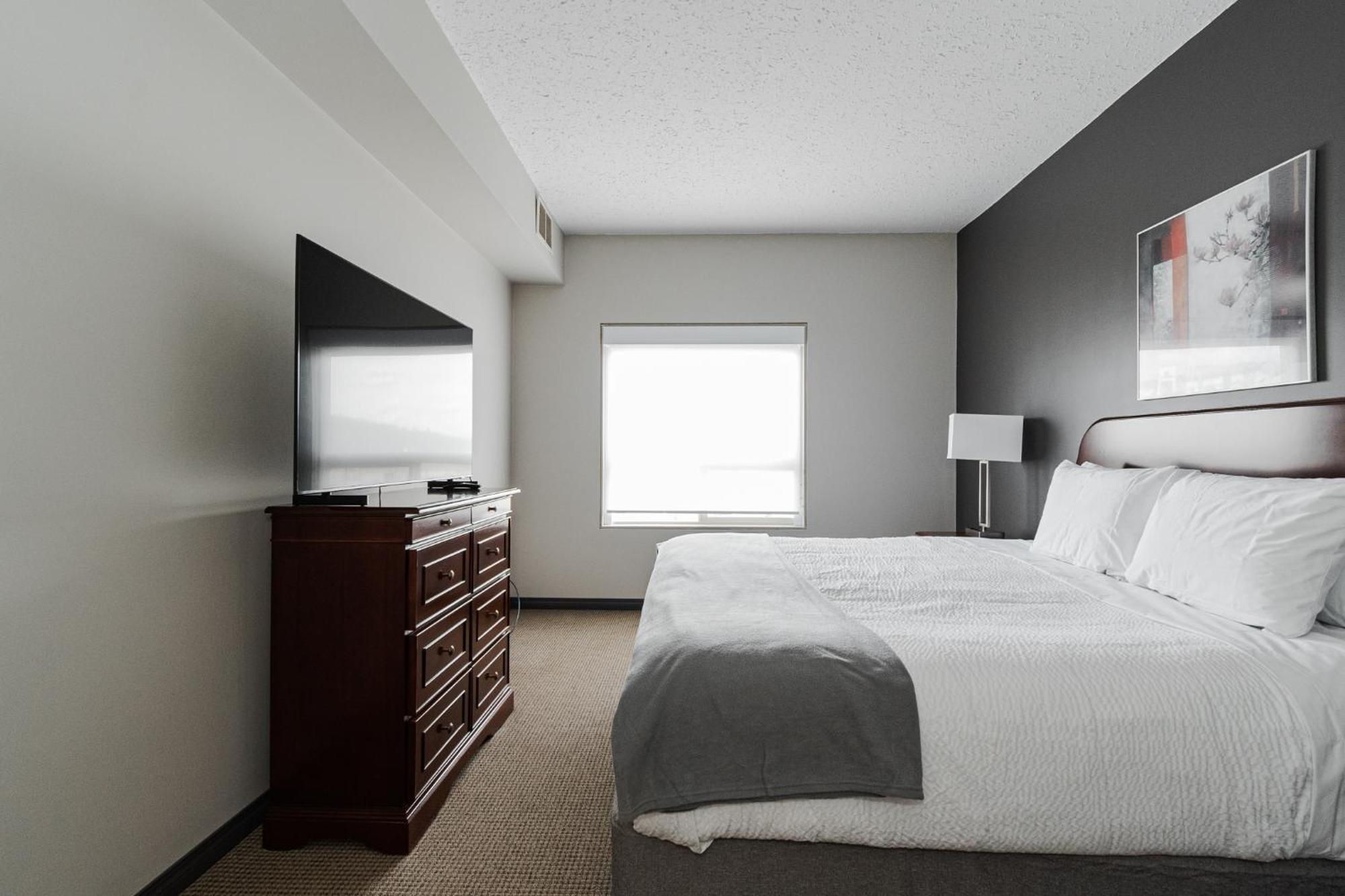 Premier Residence - フォートマクマレー エクステリア 写真