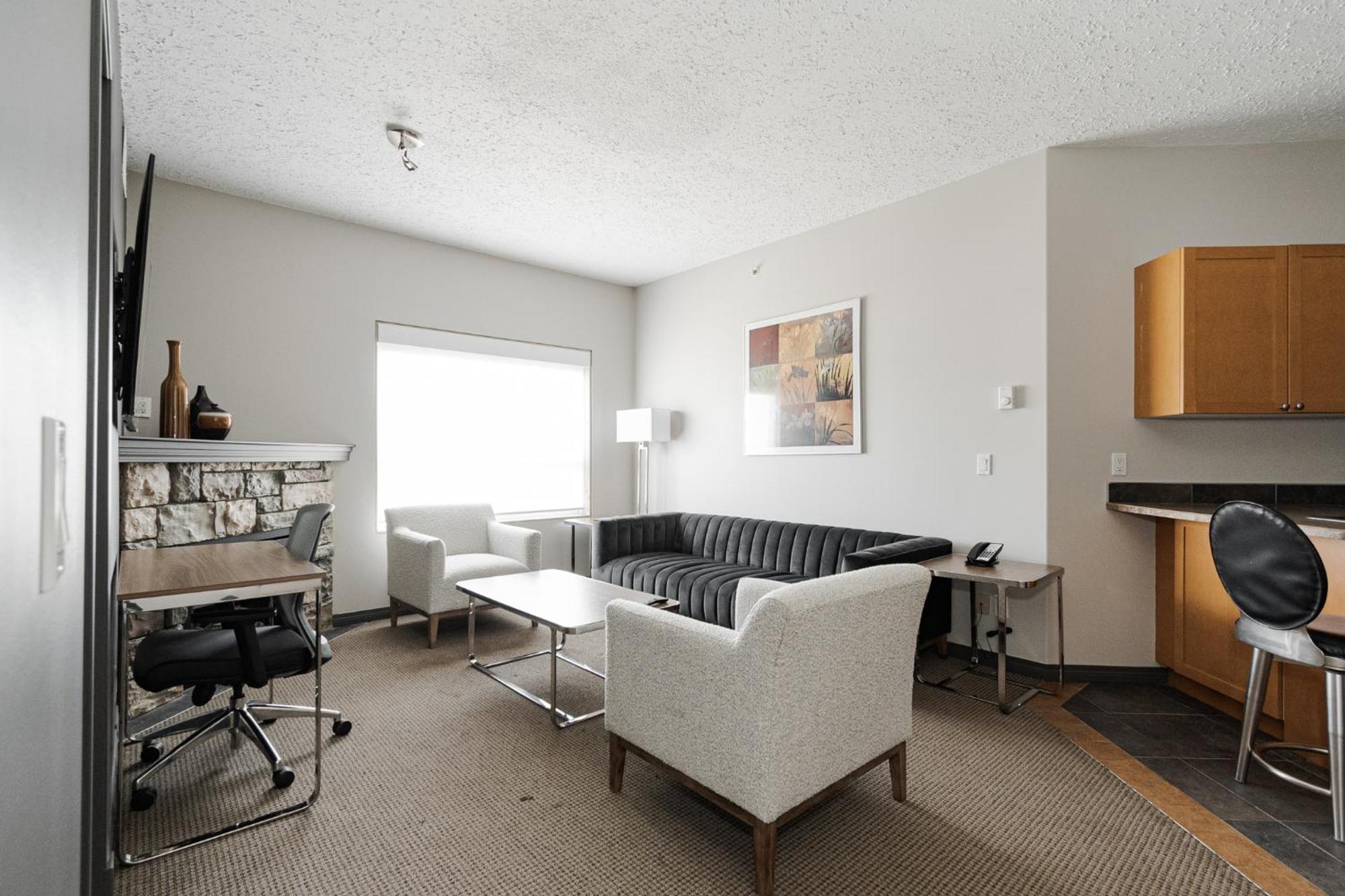 Premier Residence - フォートマクマレー エクステリア 写真