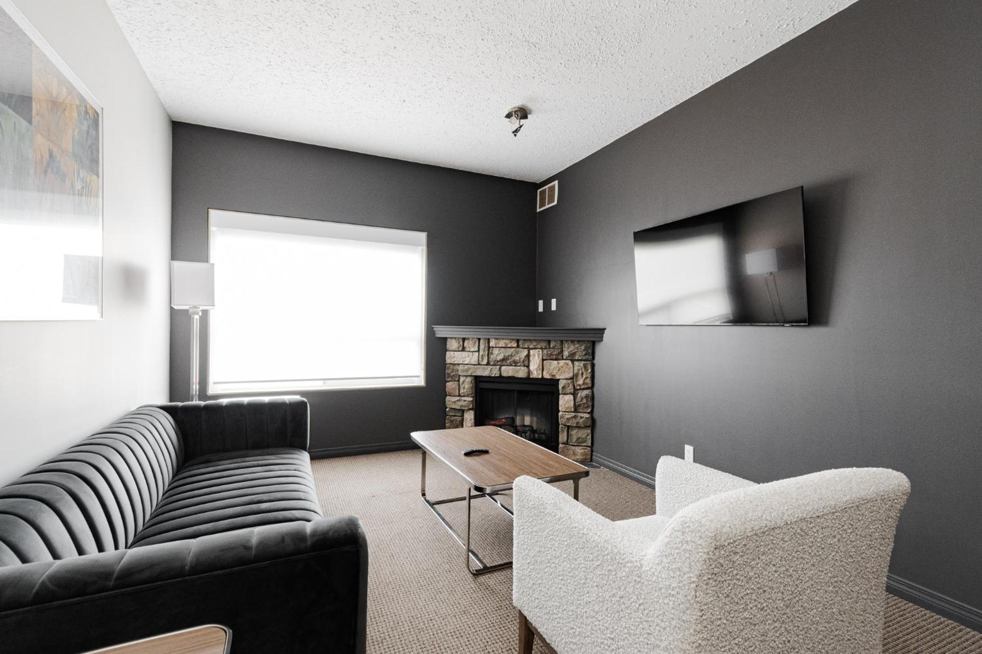 Premier Residence - フォートマクマレー エクステリア 写真