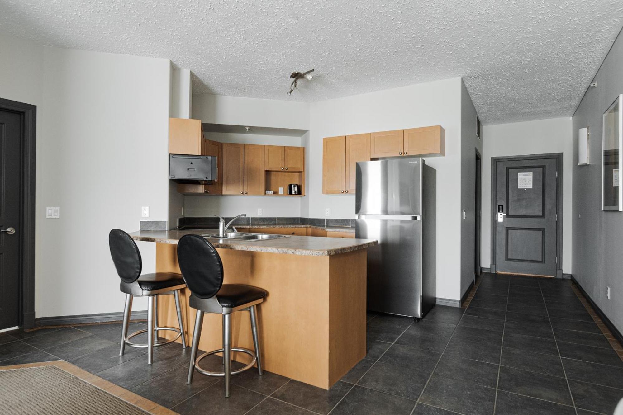 Premier Residence - フォートマクマレー エクステリア 写真